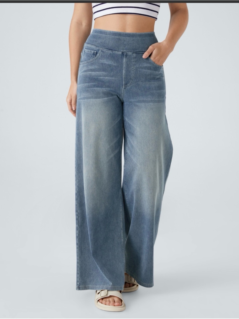 NWT. HALARA FLEX High Waisted Pockets Baggy Wide Leg Washed Casual. Size L